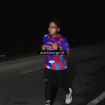 Runner Photo 6065157