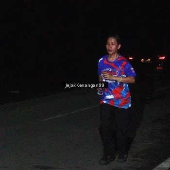 Runner Photo 6065165