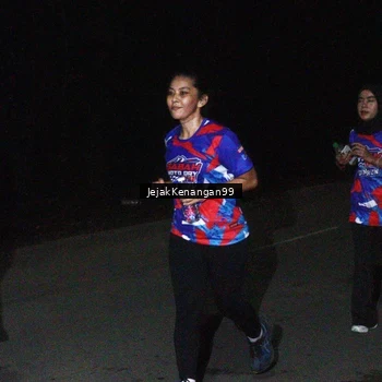 Runner Photo 6065190