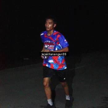 Runner Photo 6065191