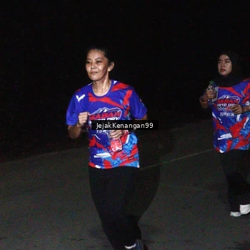 Runner Photo 6065192