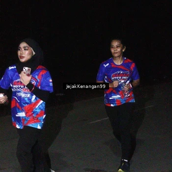 Runner Photo 6065202