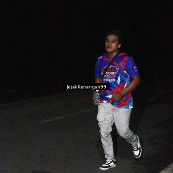 Runner Photo 6065203