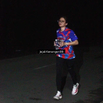 Runner Photo 6065210