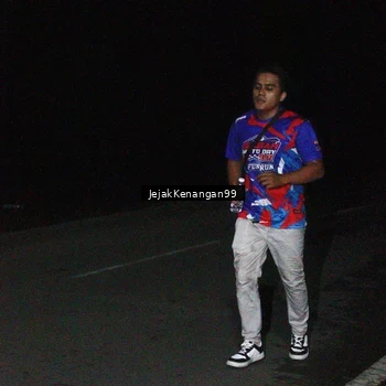 Runner Photo 6065224