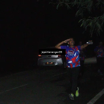 Runner Photo 6065251