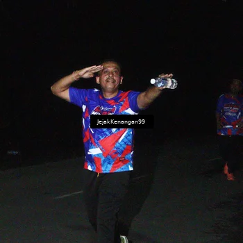 Runner Photo 6065263