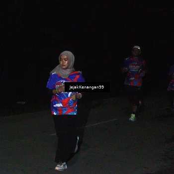 Runner Photo 6065287