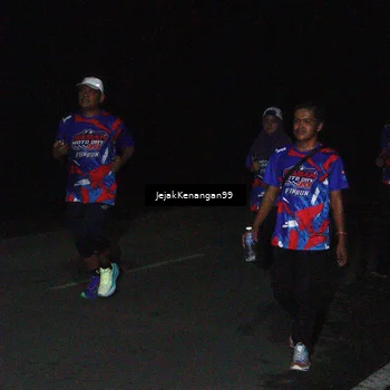 Runner Photo 6065298
