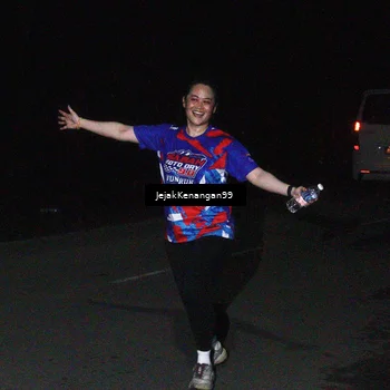 Runner Photo 6065306