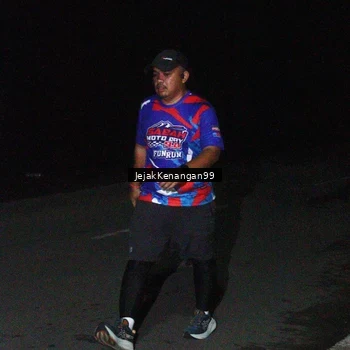 Runner Photo 6065315