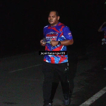Runner Photo 6065323