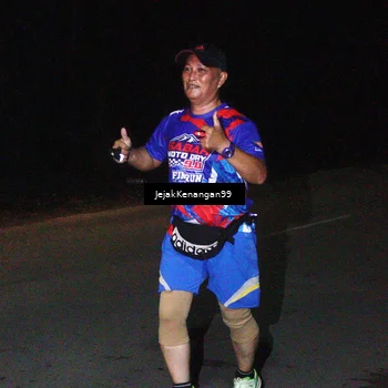 Runner Photo 6065330