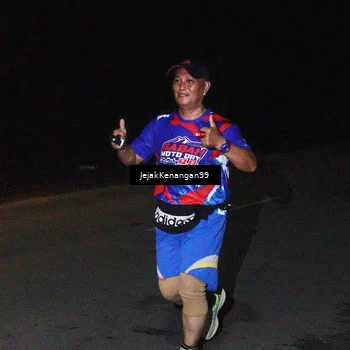 Runner Photo 6065331