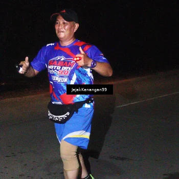 Runner Photo 6065336
