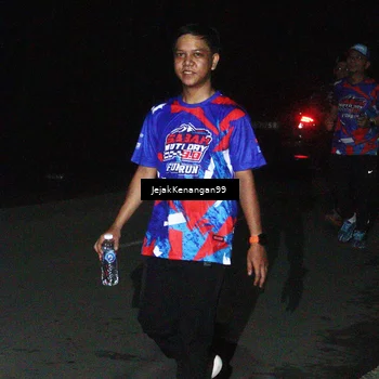 Runner Photo 6065345
