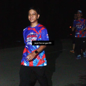 Runner Photo 6065350