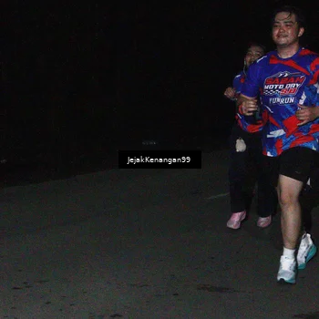 Runner Photo 6065401