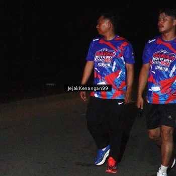 Runner Photo 6065433