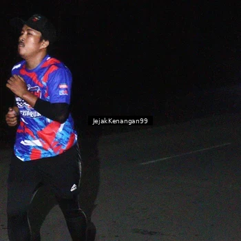 Runner Photo 6065434