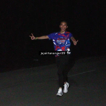 Runner Photo 6065449