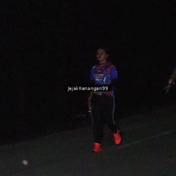 Runner Photo 6065475