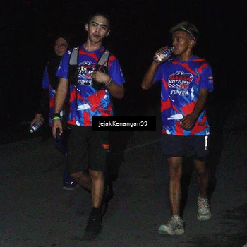 Runner Photo 6065485