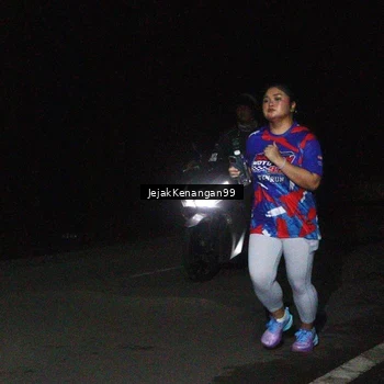 Runner Photo 6065615