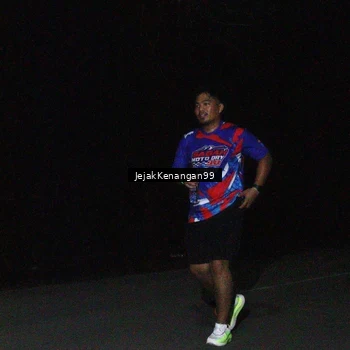 Runner Photo 6065621