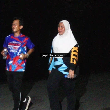 Runner Photo 6065636