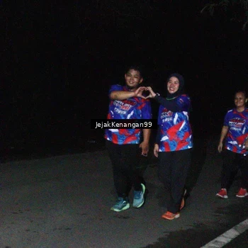 Runner Photo 6065655