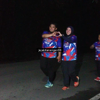 Runner Photo 6065660