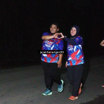 Runner Photo 6065664