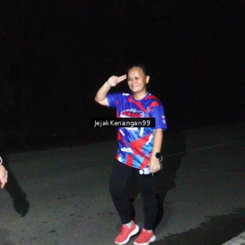 Runner Photo 6065667