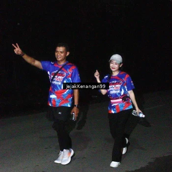 Runner Photo 6065703