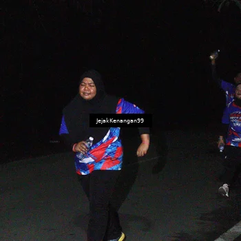 Runner Photo 6065736