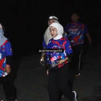 Runner Photo 6065756