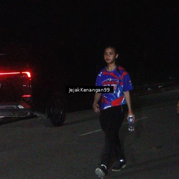 Runner Photo 6065763