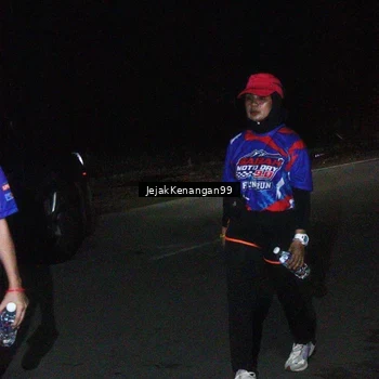 Runner Photo 6065768