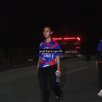 Runner Photo 6065769
