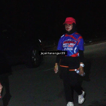 Runner Photo 6065770