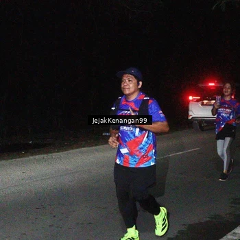 Runner Photo 6065786