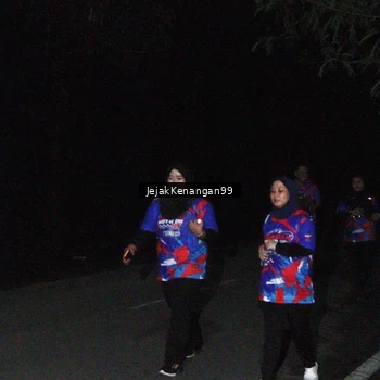 Runner Photo 6065795