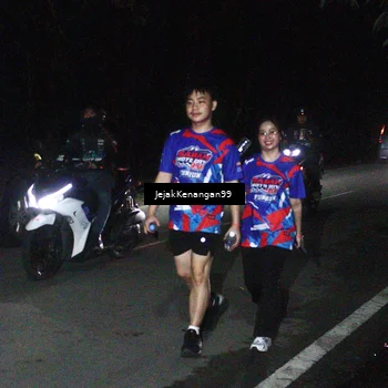 Runner Photo 6065804