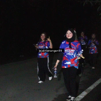 Runner Photo 6065824