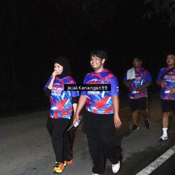 Runner Photo 6065837