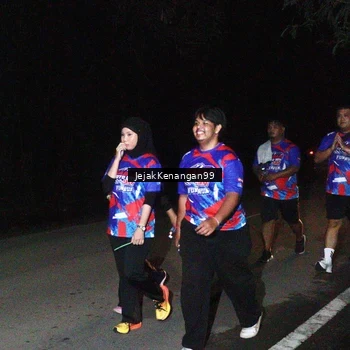Runner Photo 6065840