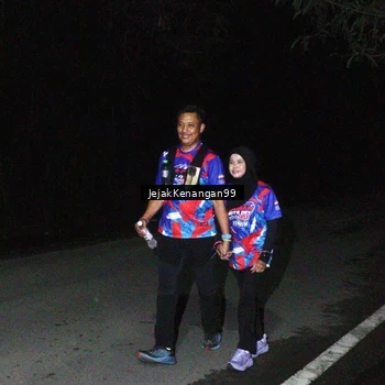 Runner Photo 6065845