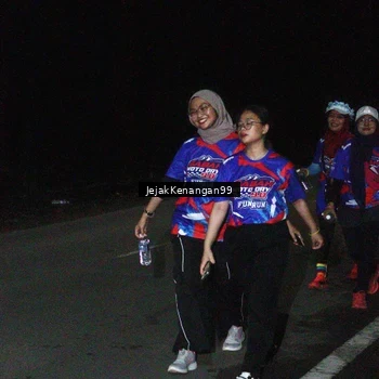 Runner Photo 6065864