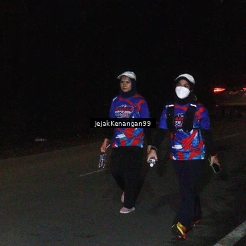 Runner Photo 6065866